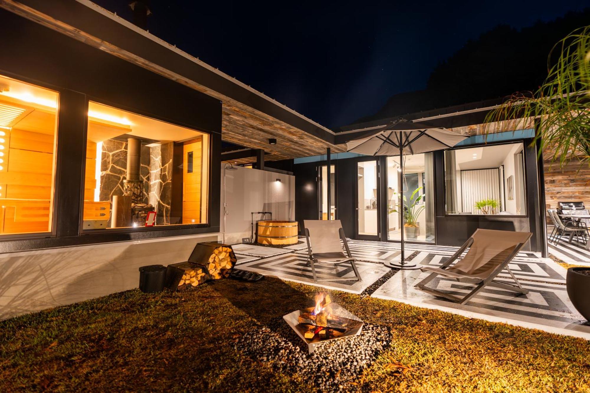 שיזוקה Umegashima　Driveｰin　＆　Sauna　Villa מראה חיצוני תמונה